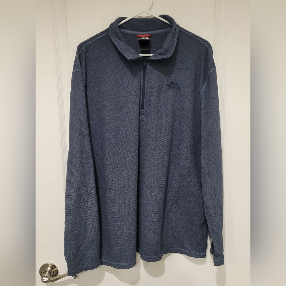 The North Face Mens 1/4 Zip Pullover Fleece Sweater